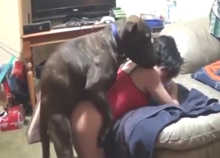 Craving Asian cunt gets fucked by a sexy dog