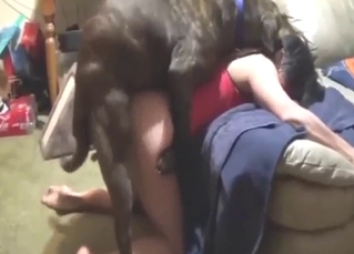 Craving Asian cunt gets fucked by a sexy dog